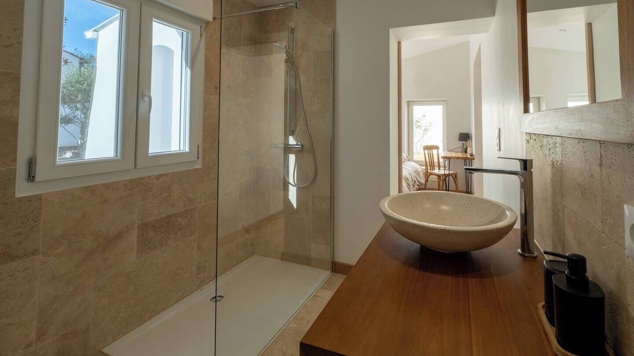 Photo of Bathroom in Challans
