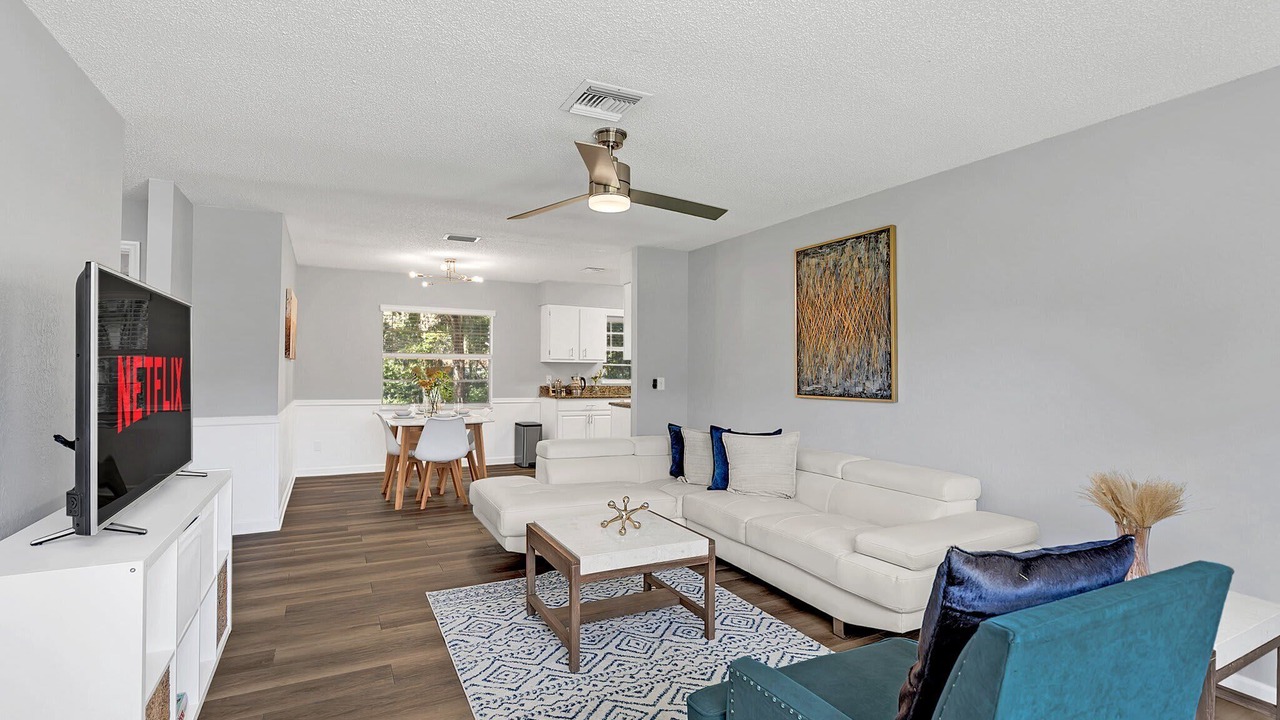 Photo of Livingroom in Orange City