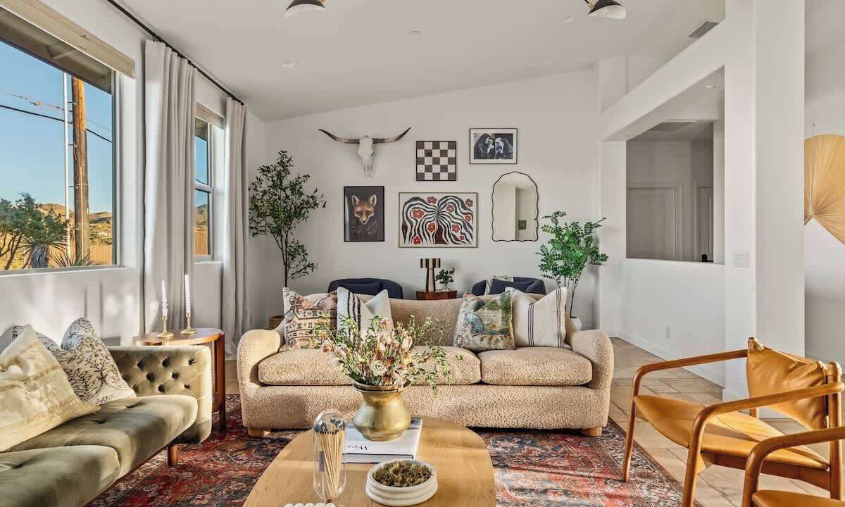 Photo of Livingroom in Yucca Valley