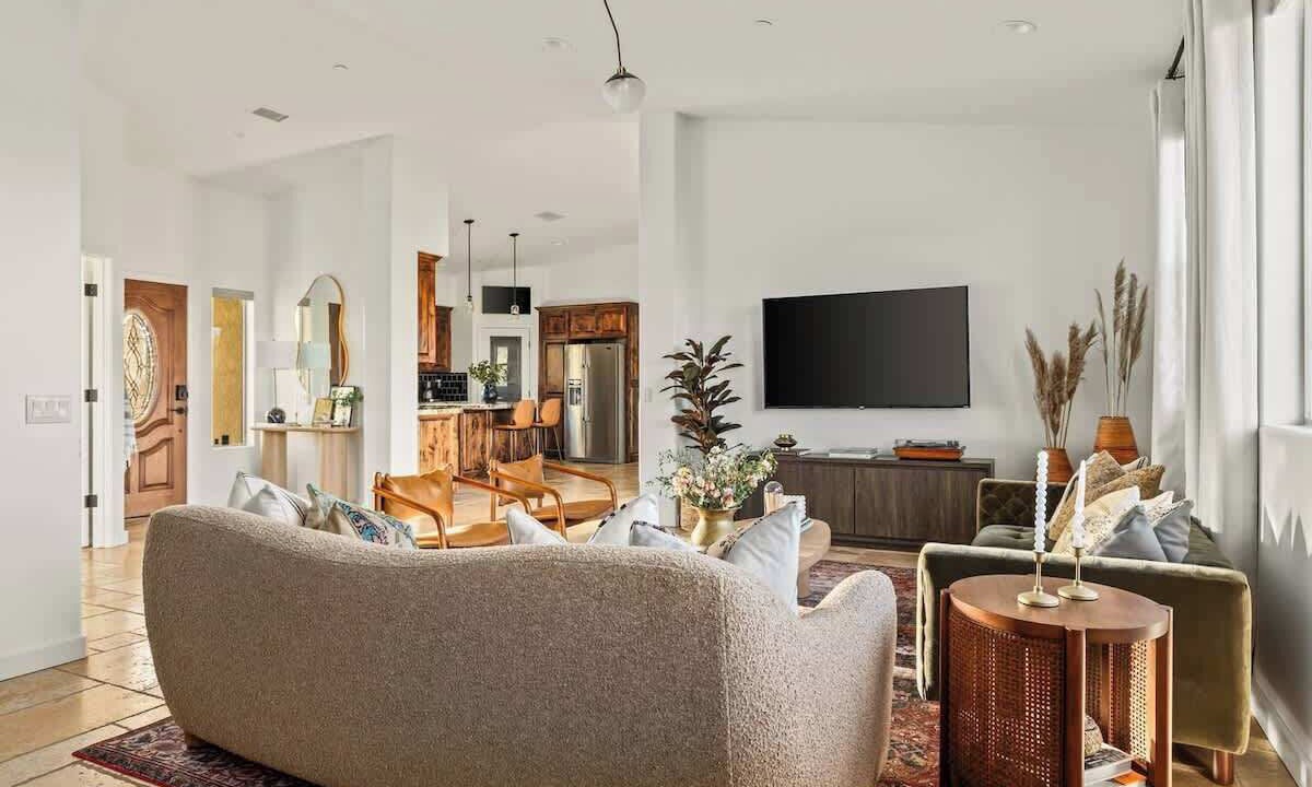 Photo of Livingroom in Yucca Valley