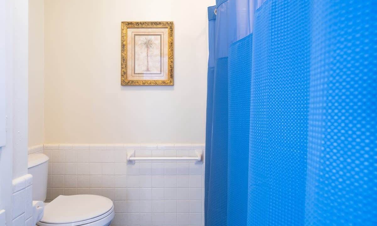 Photo of Bathroom in Medical Center District