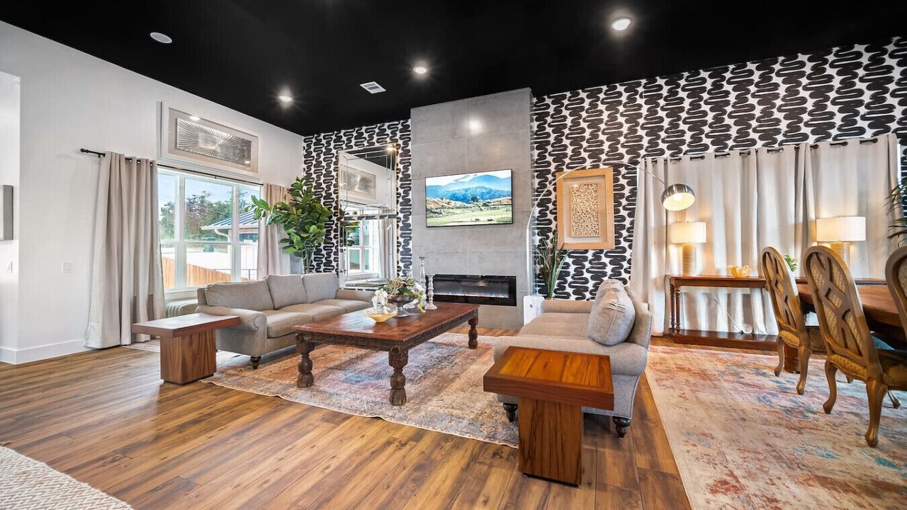 Photo of Livingroom in Spicewood