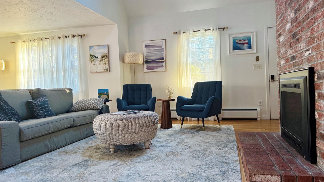 Photo of Livingroom in West Tisbury