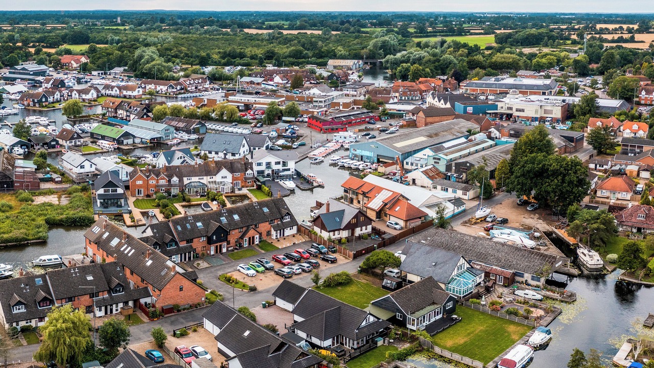 Photo of Others in Irstead