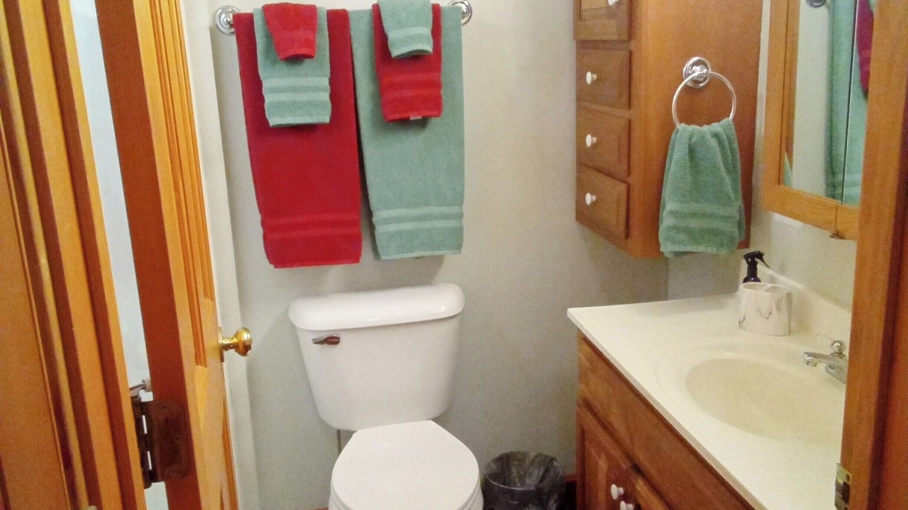 Photo of Bathroom in Keokuk