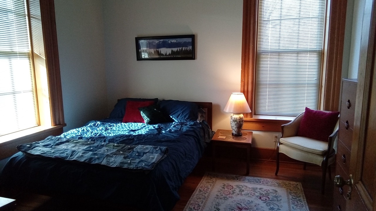 Photo of Bedroom in Keokuk