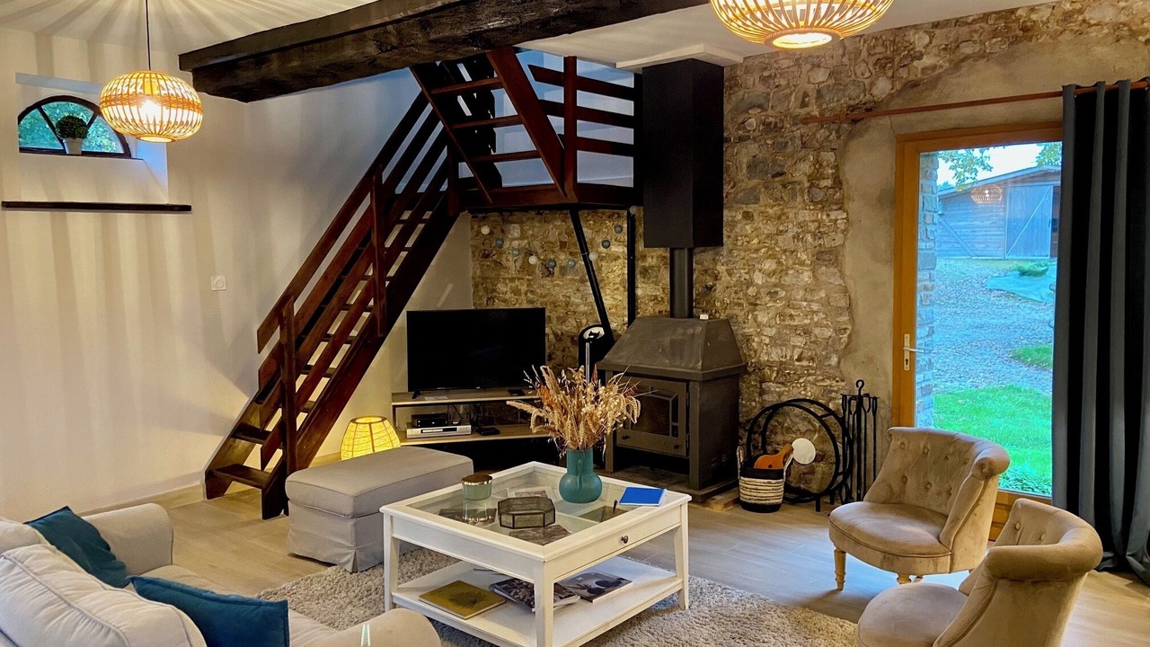 Photo of Livingroom in Thourie