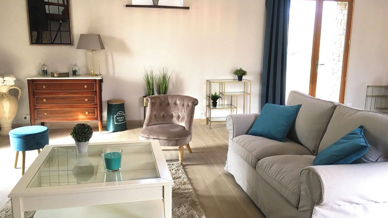 Photo of Livingroom in Thourie