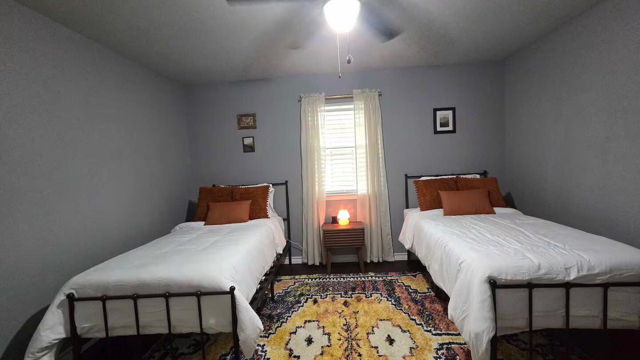 Photo of Bedroom in Calera