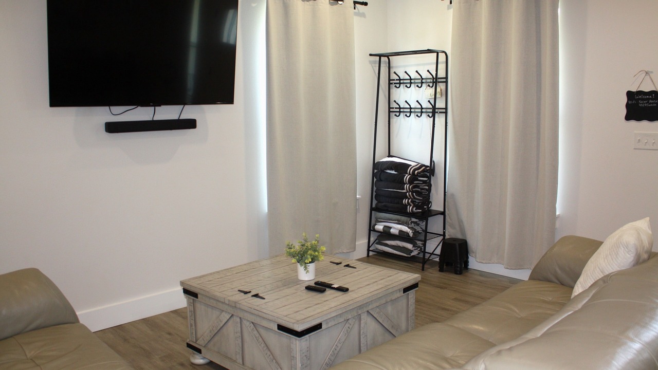 Photo of Livingroom in Joplin
