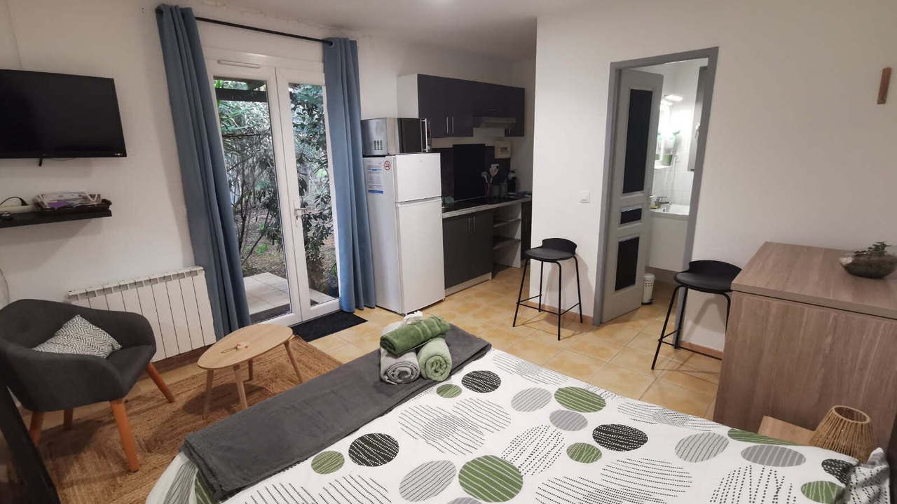 Photo of Bedroom in Montesquieu-des-Alberes