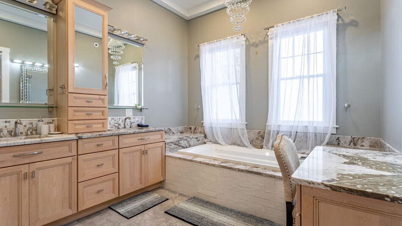 Photo of Bathroom in Central Bridge