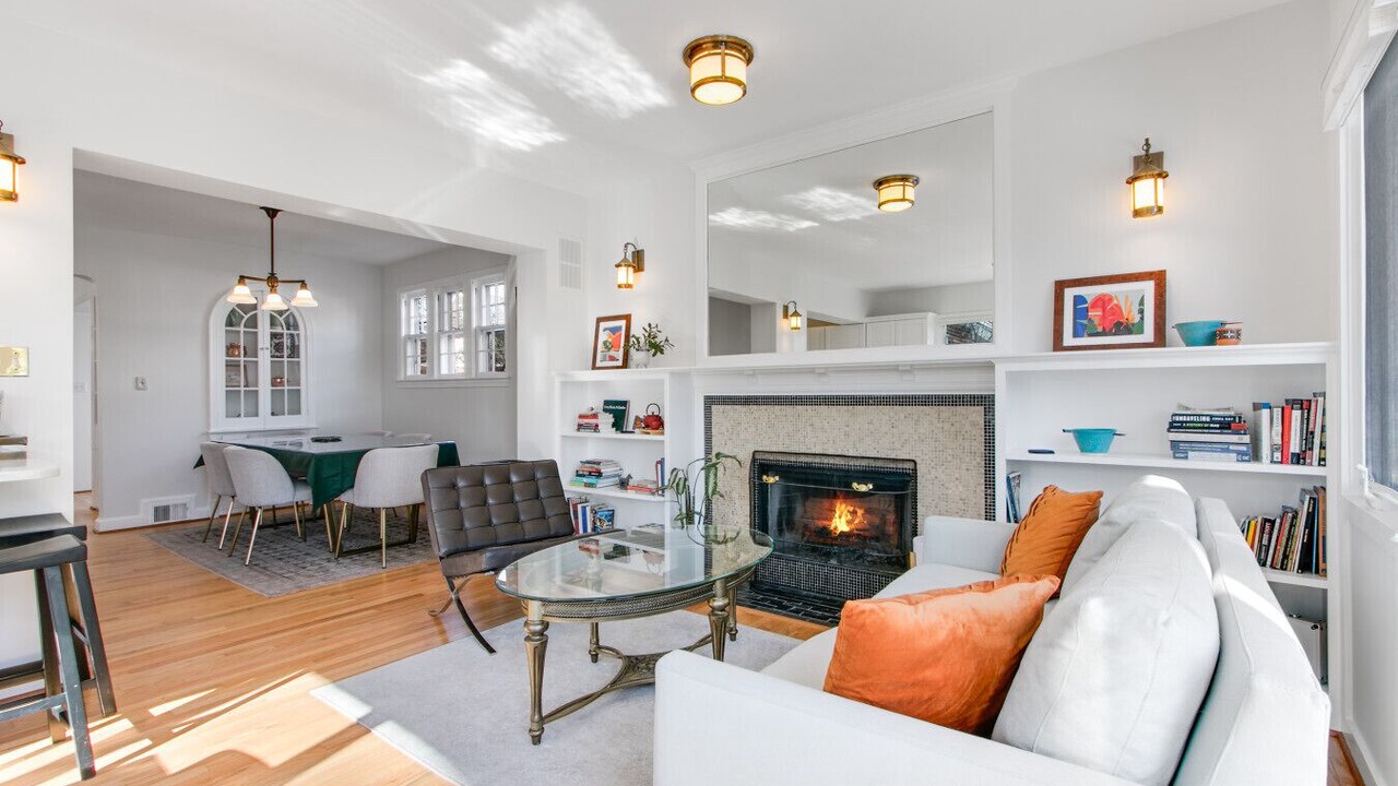 Photo of Livingroom in Silver Spring
