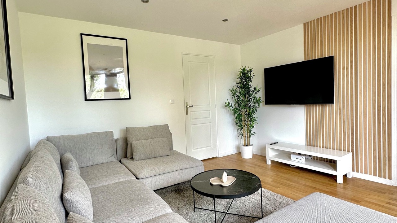 Photo of Livingroom in Argenteuil