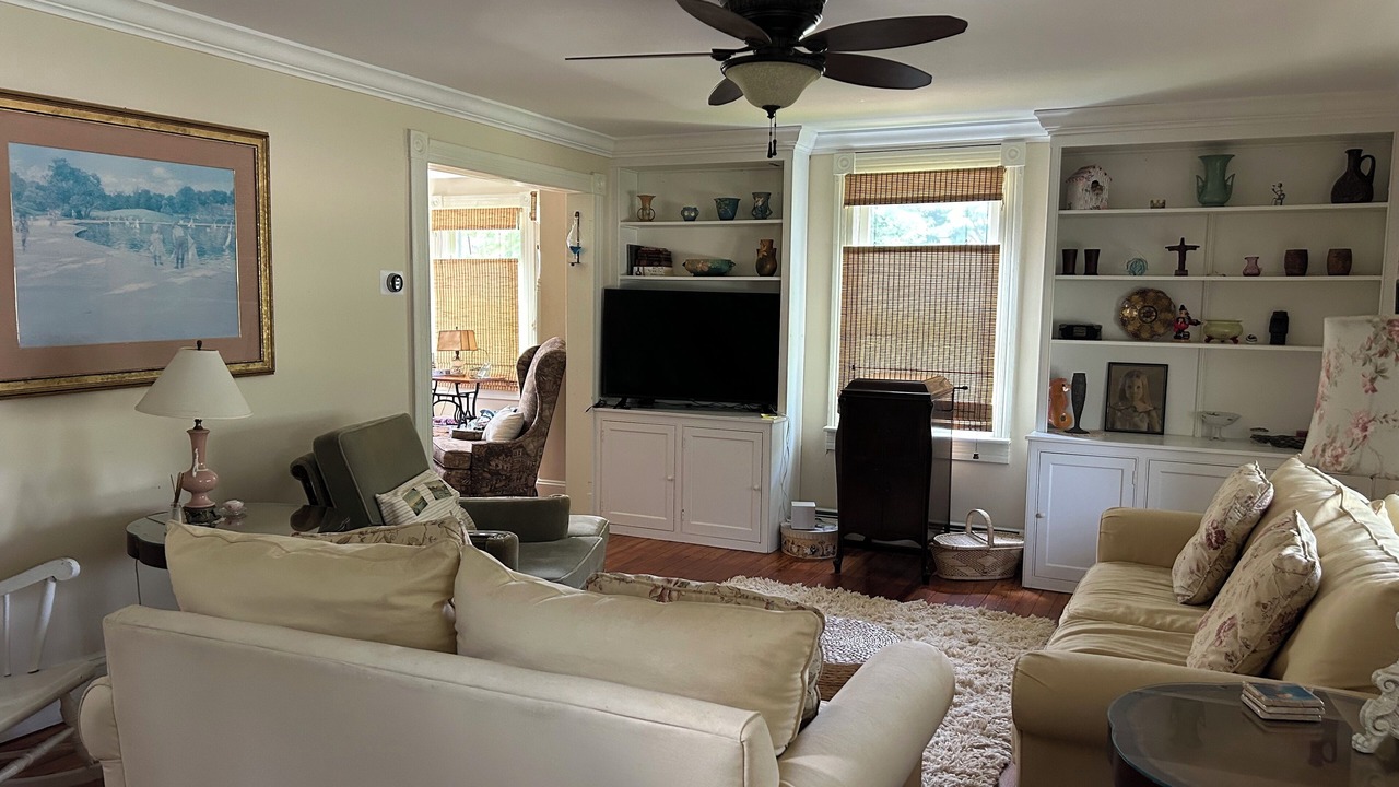 Photo of Livingroom in Betterton
