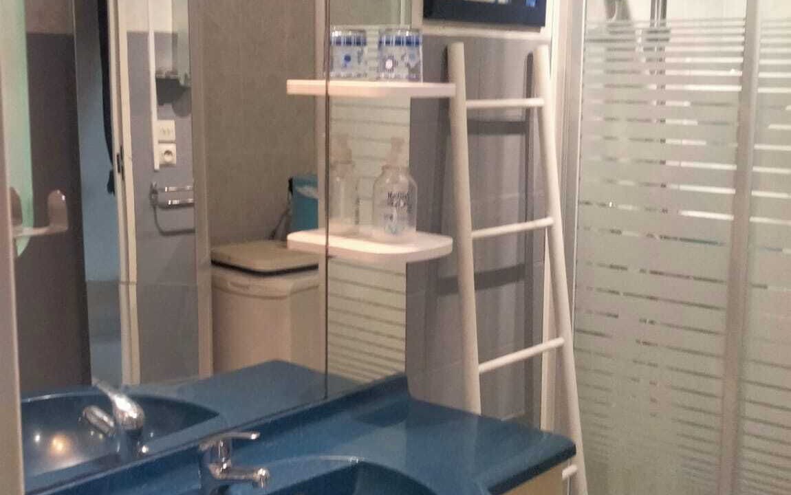 Photo of Bathroom in Port-la-Nouvelle