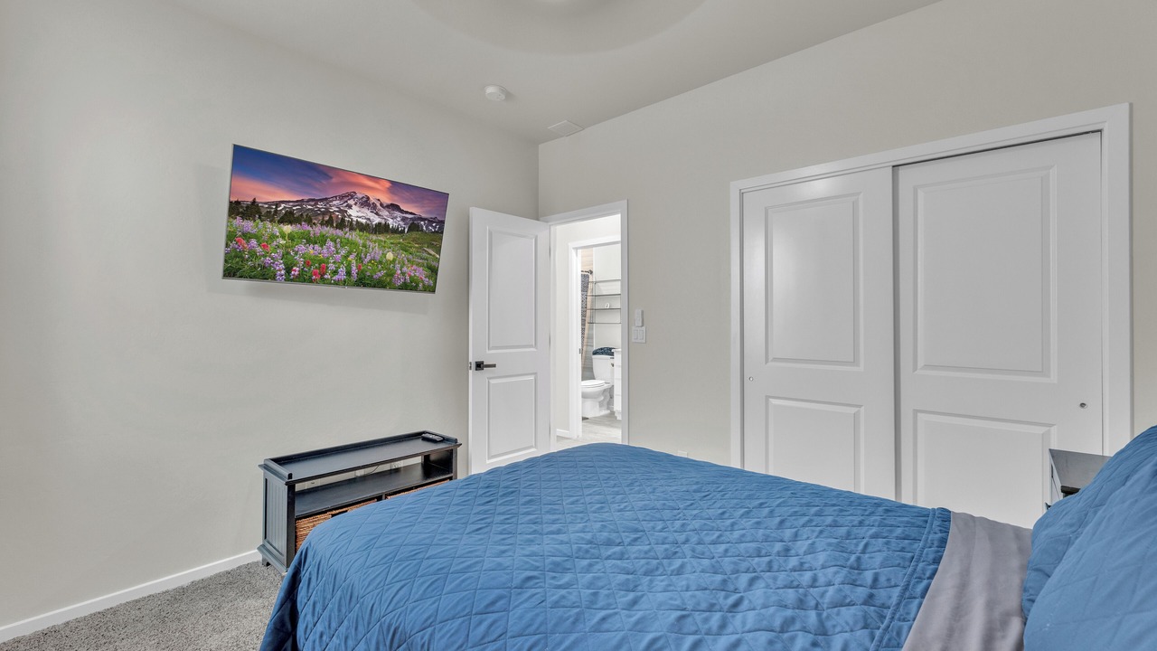 Photo of Bedroom in Biggs Field