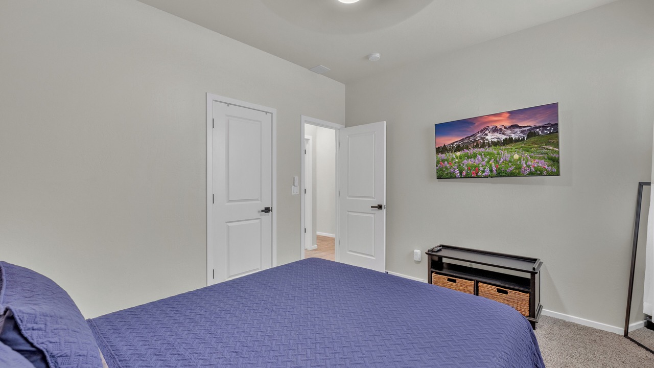 Photo of Bedroom in Biggs Field