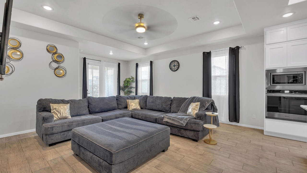 Photo of Livingroom in Biggs Field
