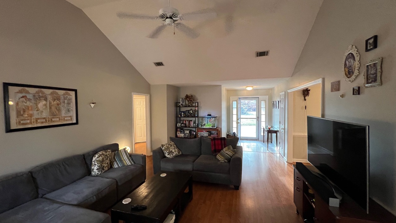 Photo of Livingroom in Martinez