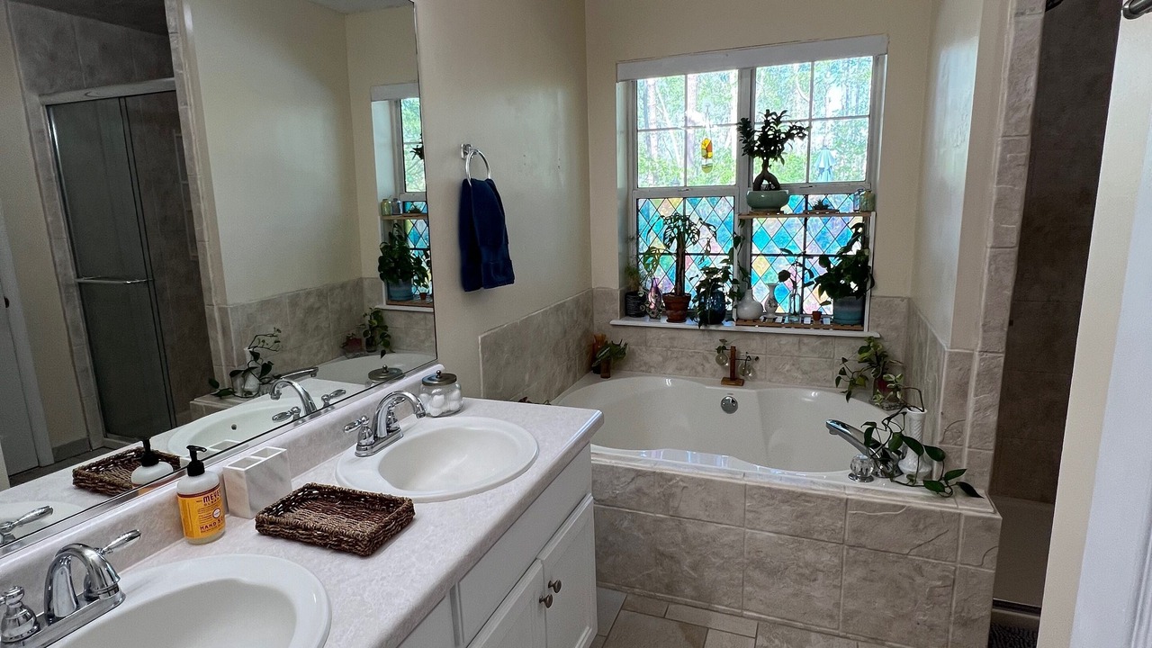 Photo of Bathroom in Martinez