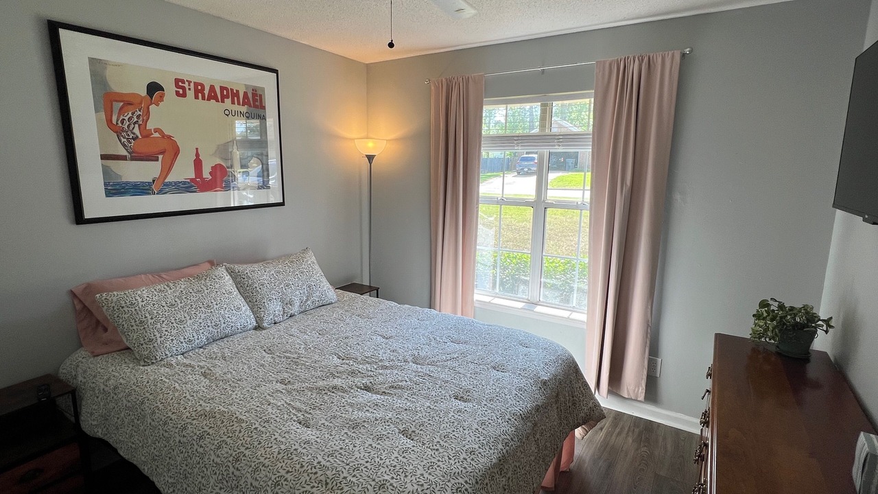 Photo of Bedroom in Martinez