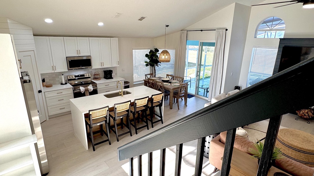 Photo of Others in Lake Davenport Estates