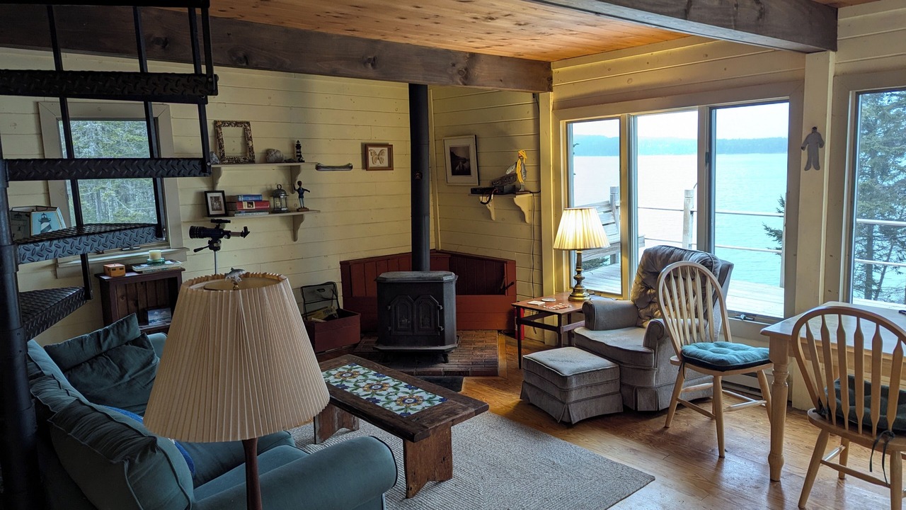 Photo of Livingroom in Roque Bluffs
