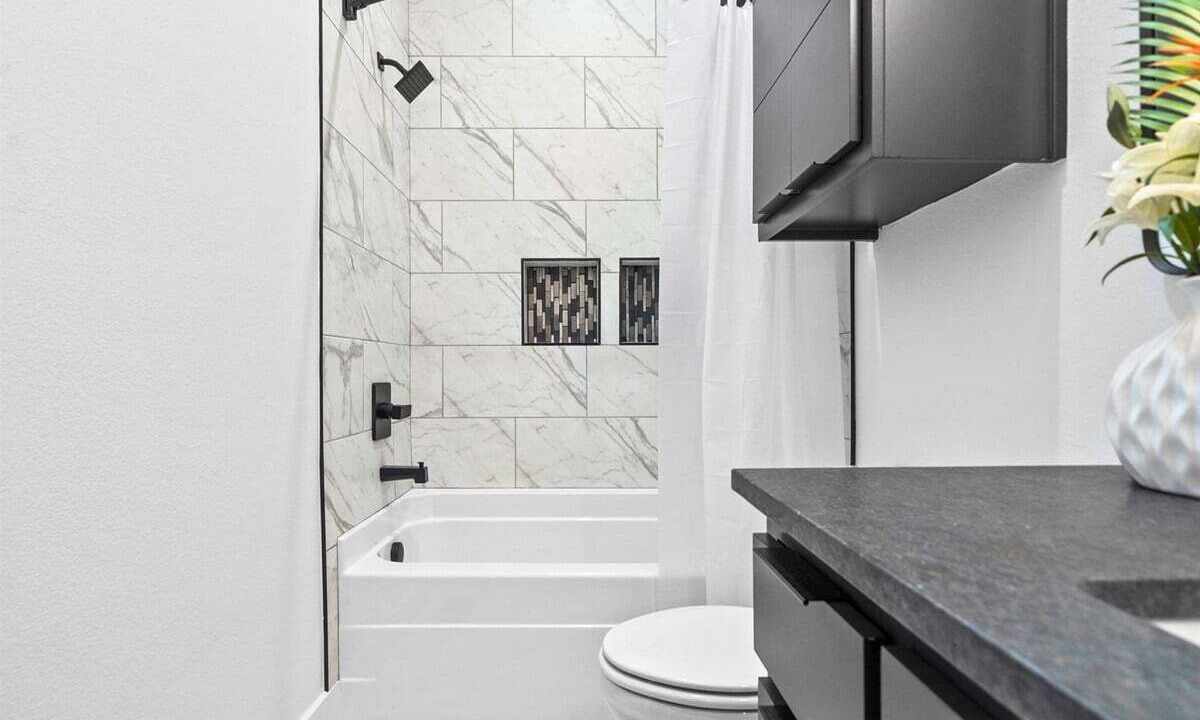 Photo of Bathroom in Piney