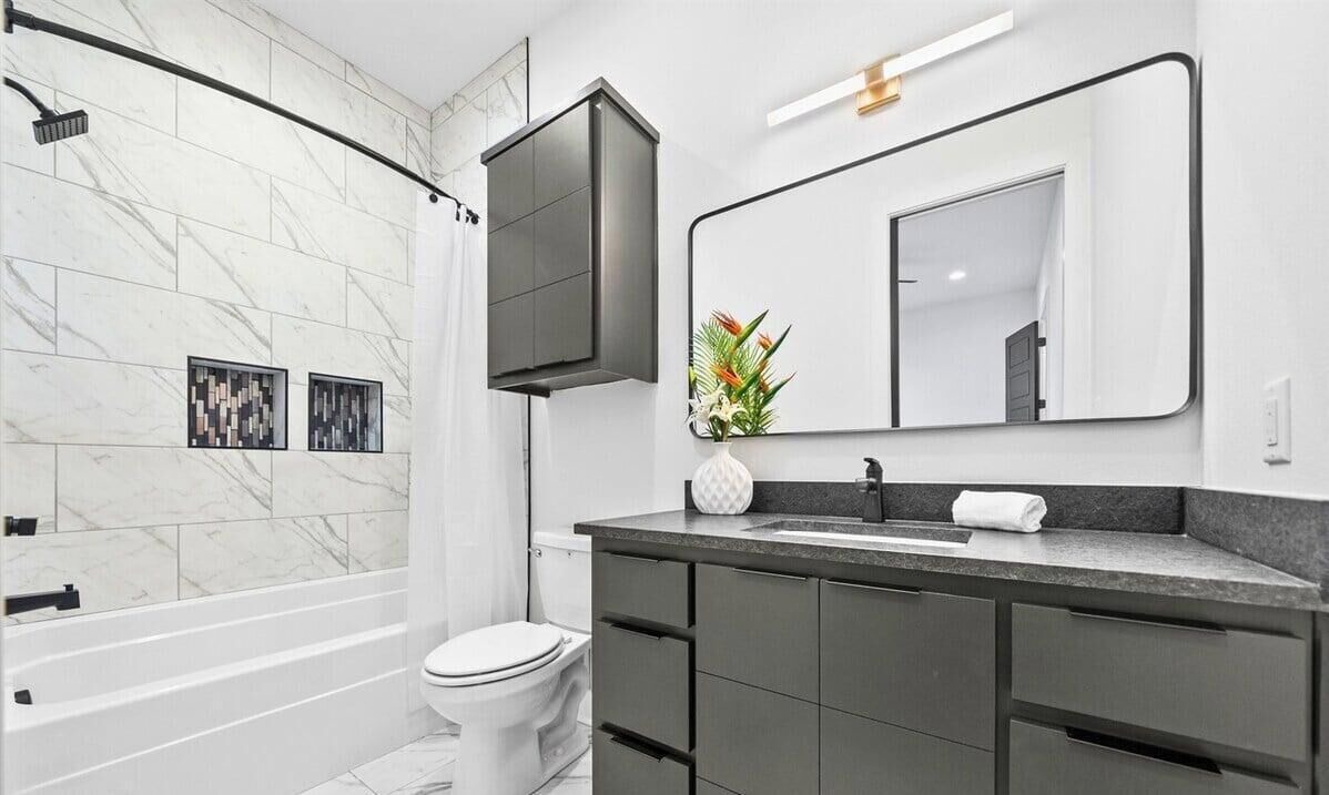 Photo of Bathroom in Piney