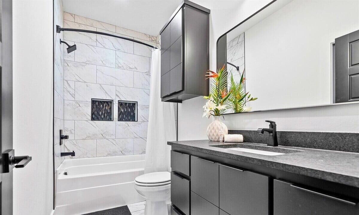 Photo of Bathroom in Piney
