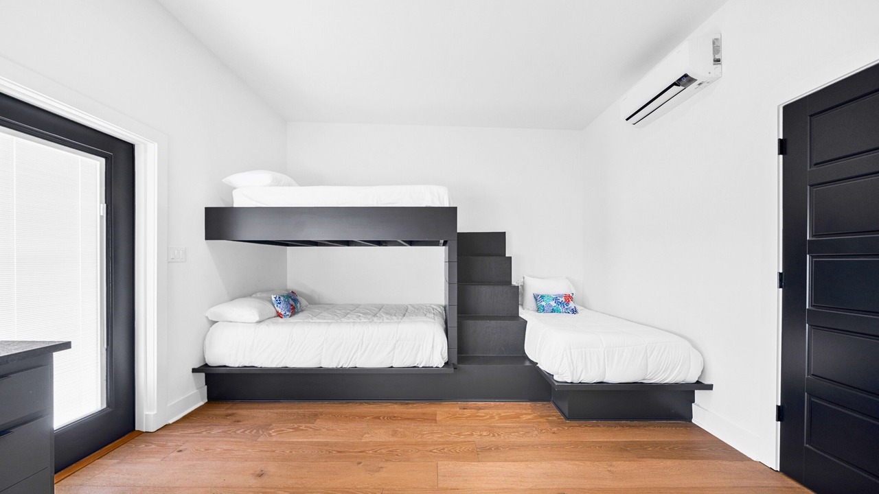Photo of Bedroom in Piney