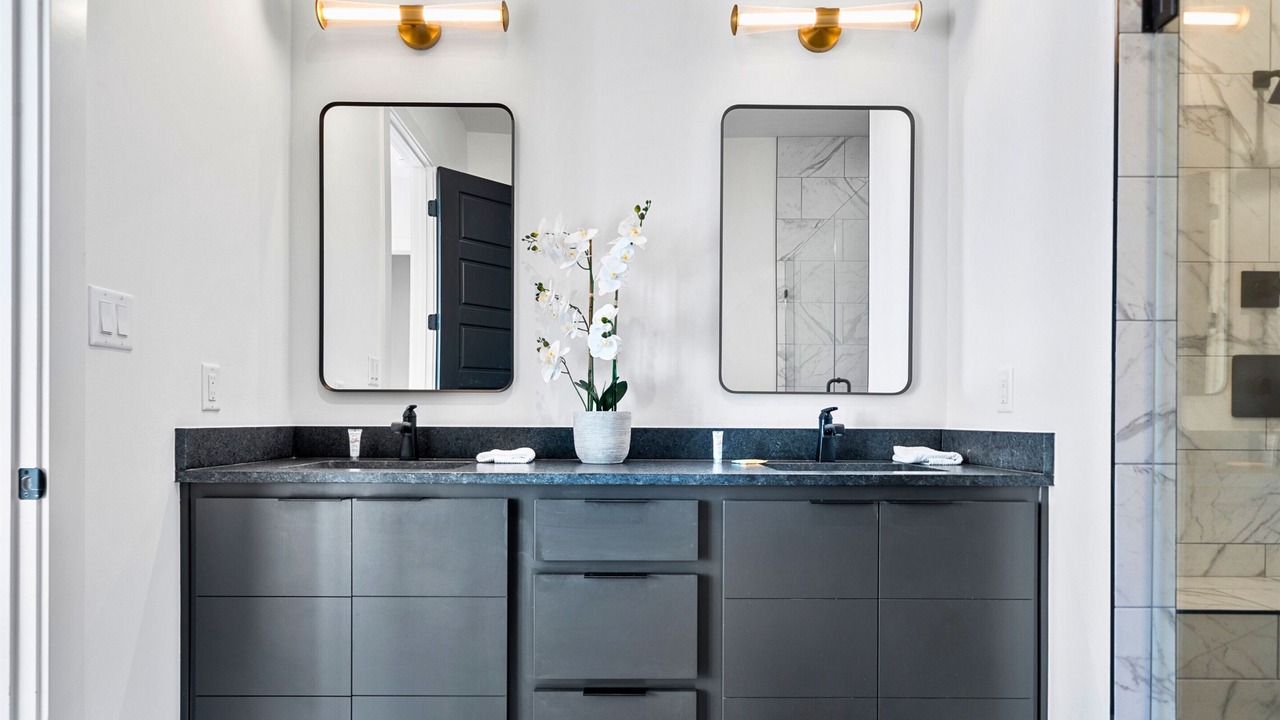 Photo of Bathroom in Piney