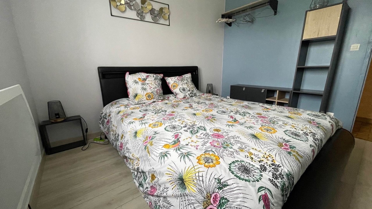 Photo of Others in Genouilly