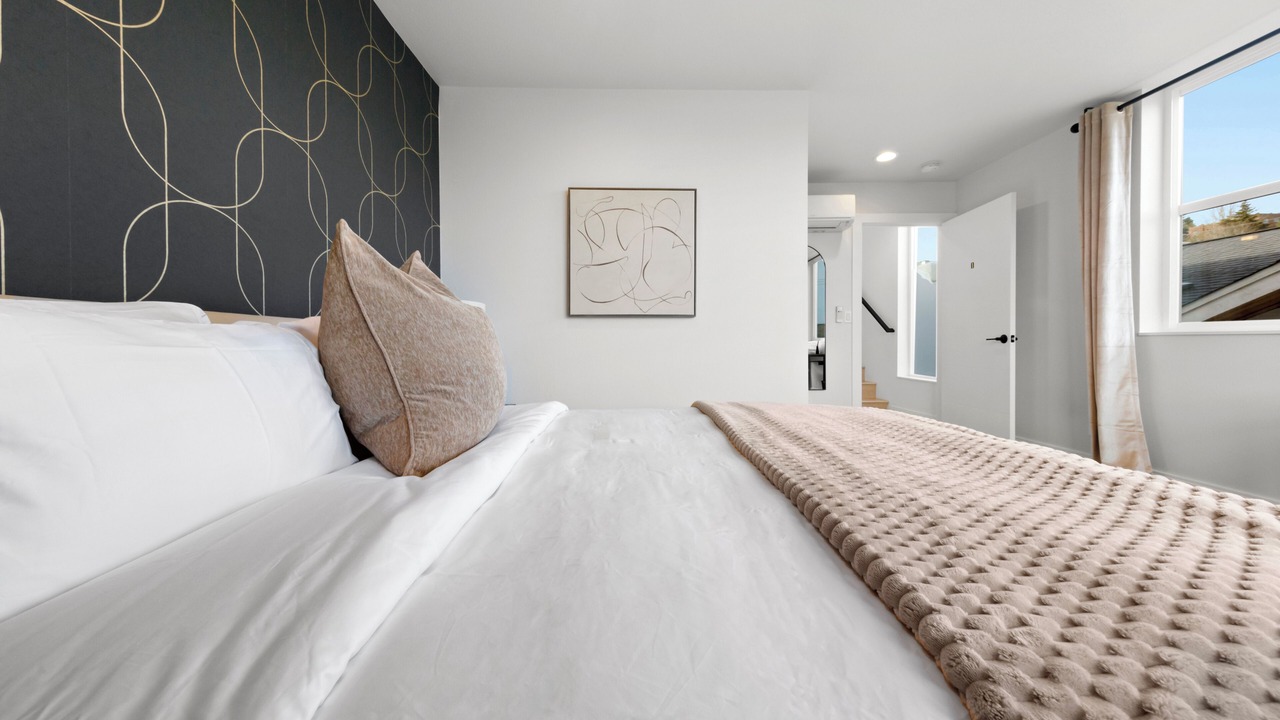 Photo of Bedroom in Lower Queen Anne