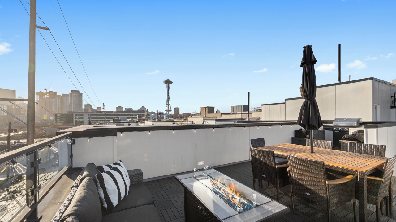 Photo of Outdoor in Lower Queen Anne