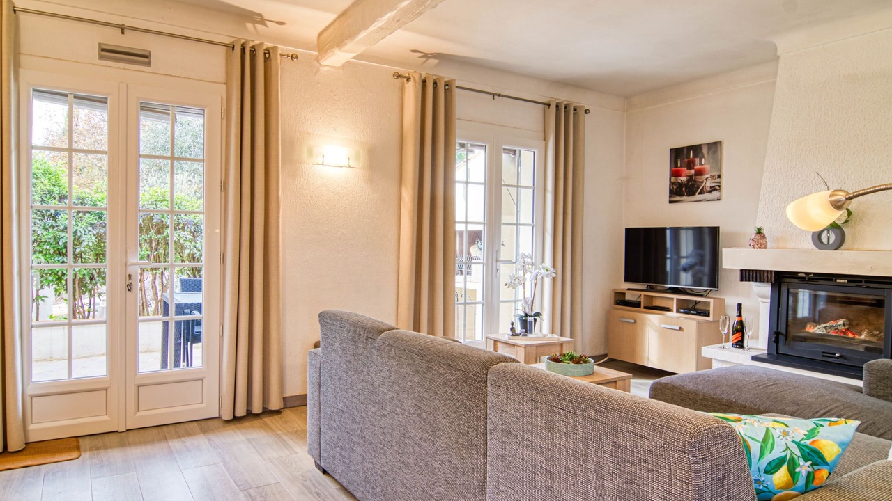 Photo of Livingroom in Taradeau