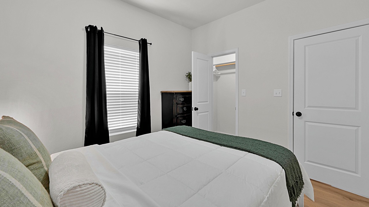 Photo of Bedroom in Brazos