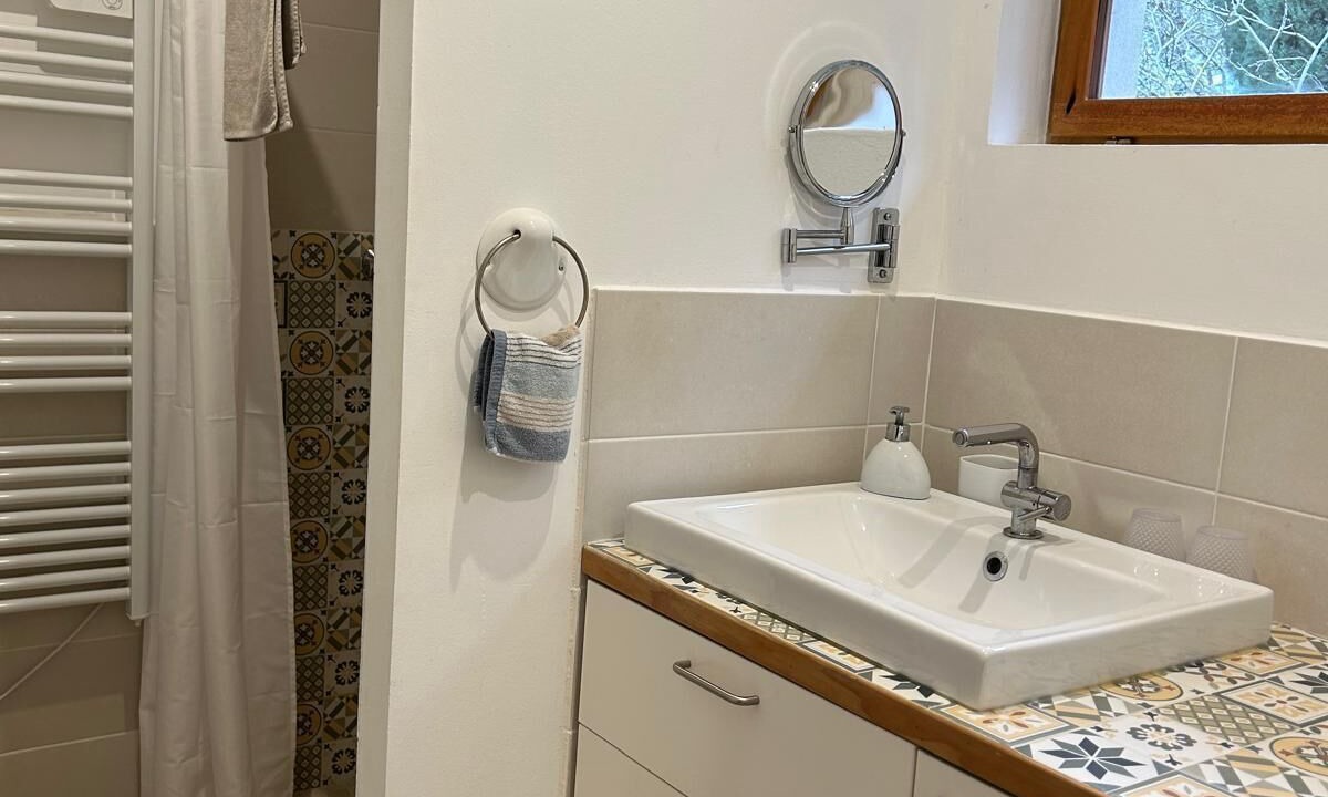 Photo of Bathroom in Azille