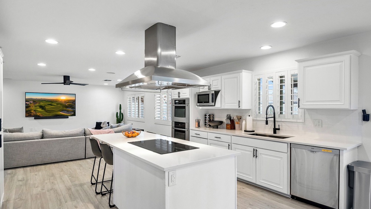Photo of Kitchen in Scottsdale Country Acres