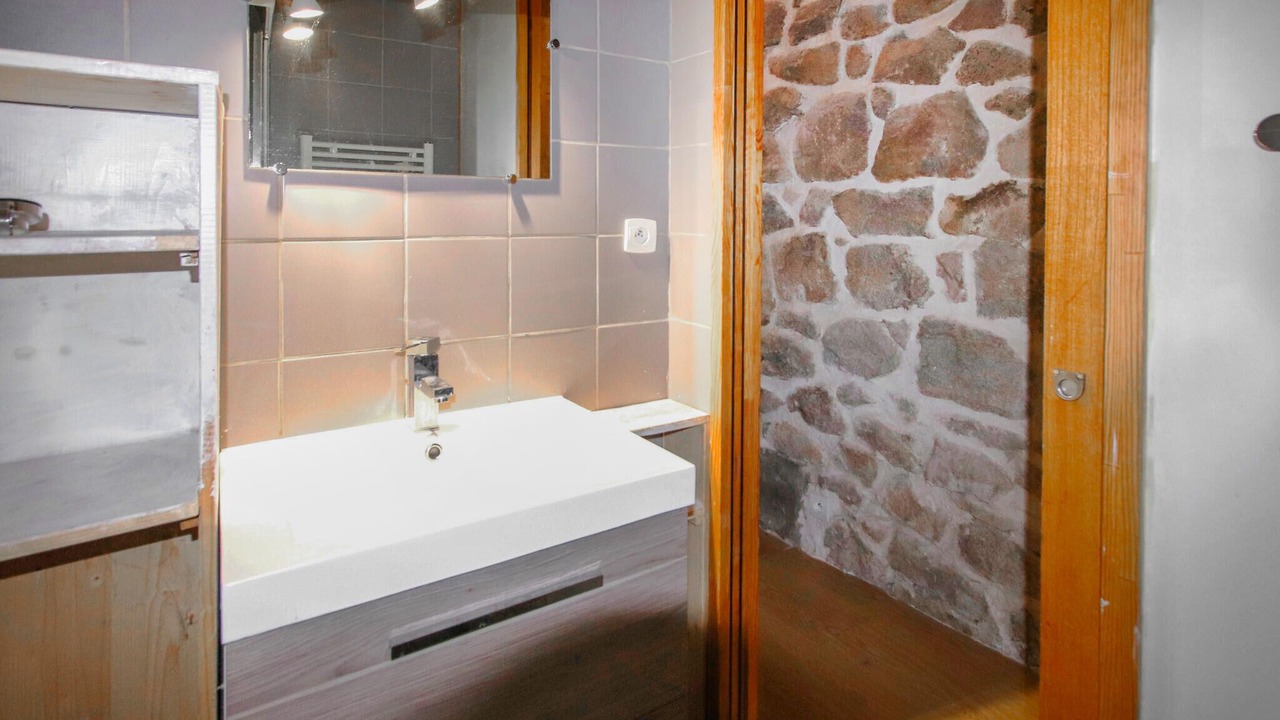 Photo of Bathroom in Saint-Barthelemy-le-Meil