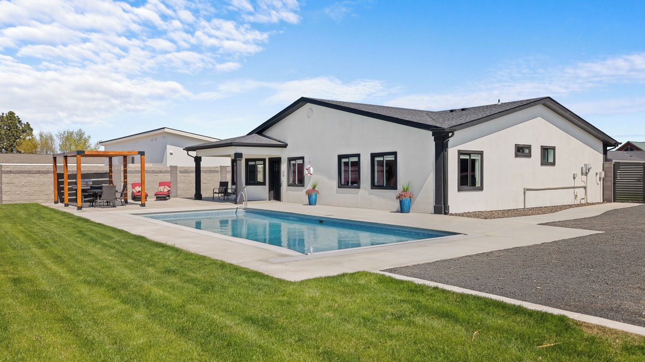 Photo of Outdoor in Desert Aire