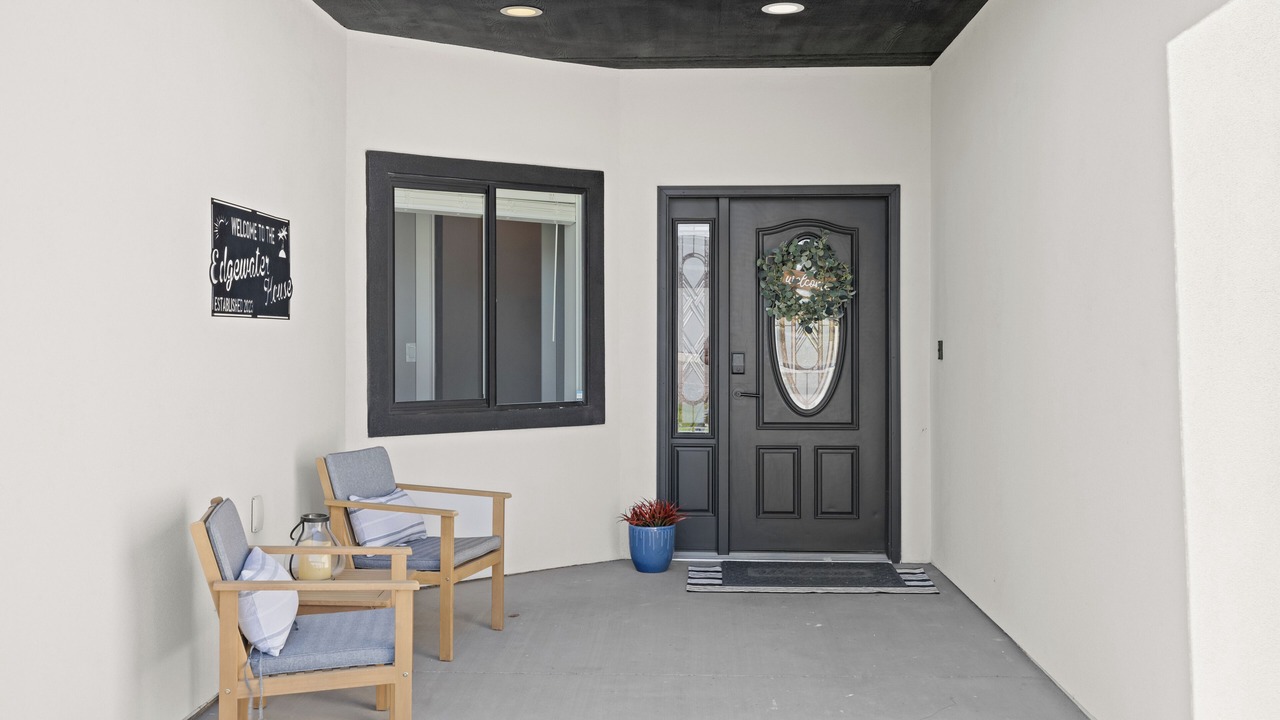 Photo of Others in Desert Aire