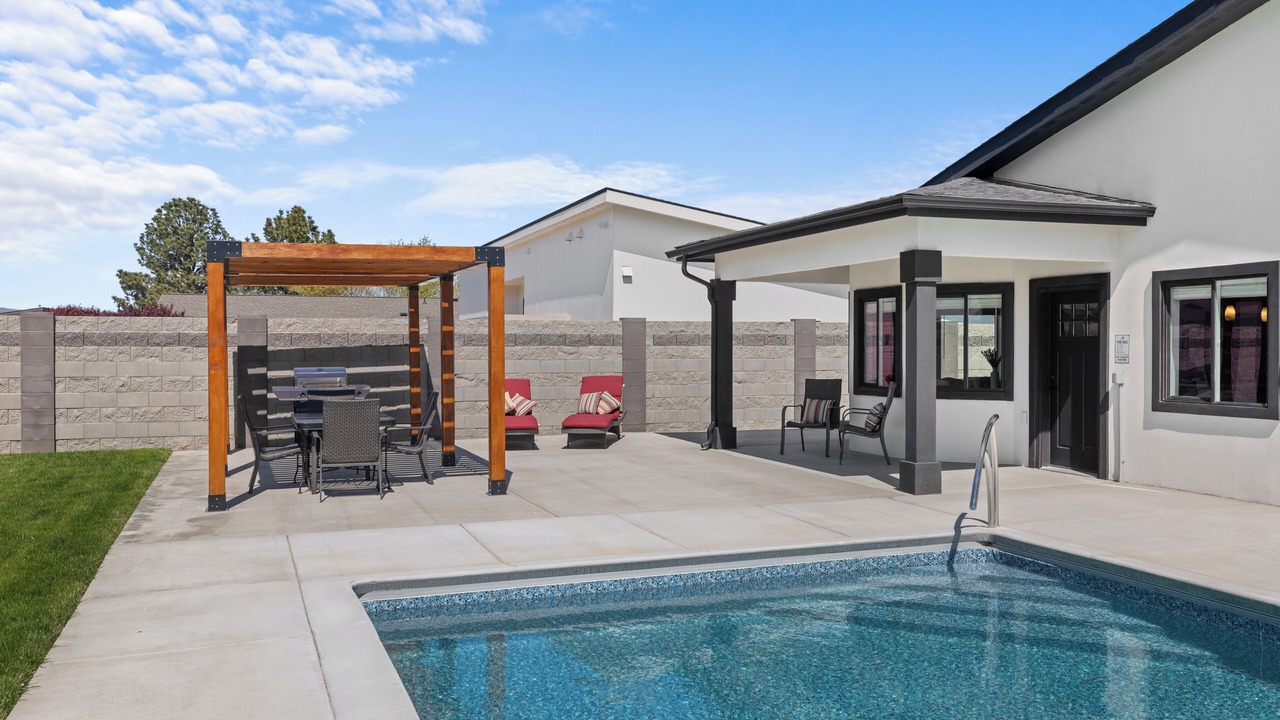 Photo of Outdoor in Desert Aire