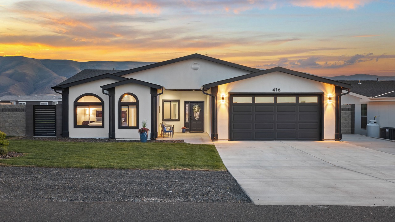 Photo of Outdoor in Desert Aire