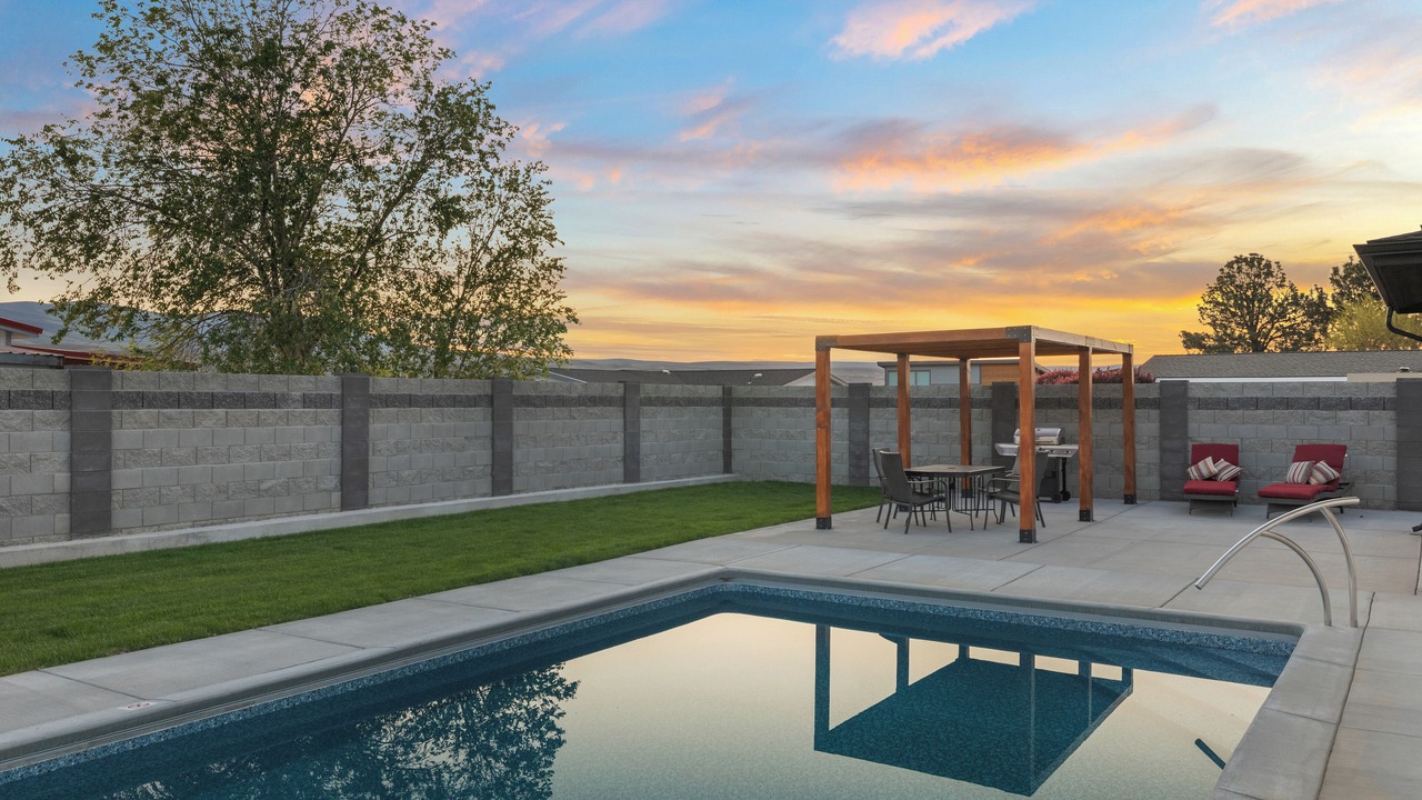 Photo of Outdoor in Desert Aire