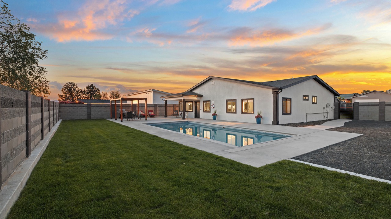 Photo of Outdoor in Desert Aire