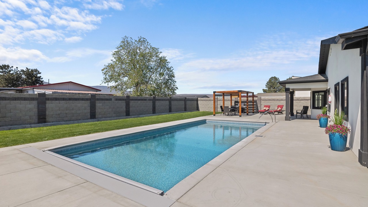 Photo of Outdoor in Desert Aire