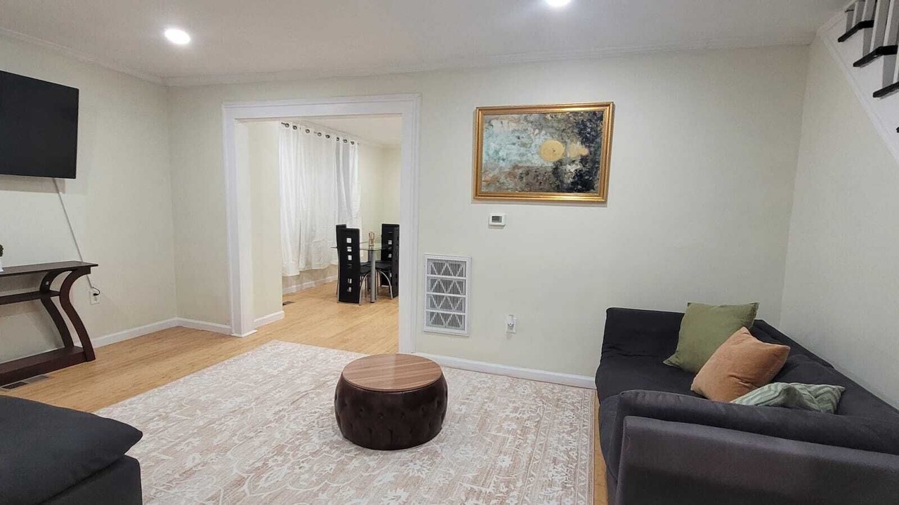 Photo of Livingroom in Irvington