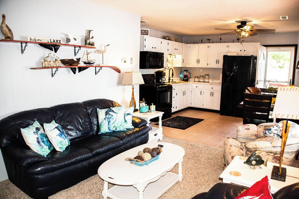 Photo of Livingroom in Rocky Mount